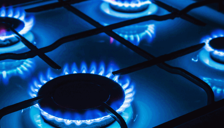 gas stove that is alight gas stove that is alight